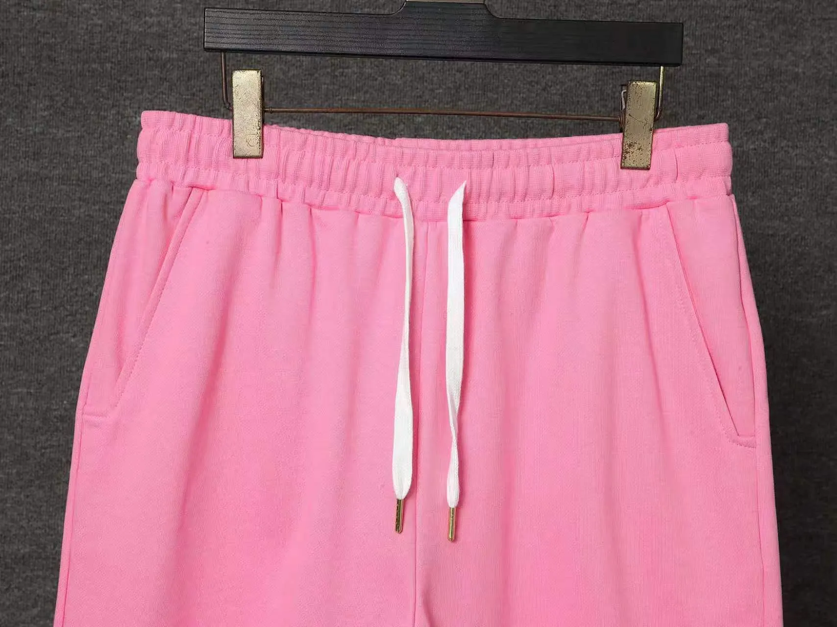 CASABLANCA Casa shorts Printing technology Original development Using gram custom terry fabric Upper body is comfortable Back pocket design Original turning details Made by domestic first-line brands Factory OEM Workmanship is impeccable Wash mark Main wheat Hang tag Complete packaging Sizes S.M.L.XL